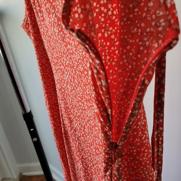 Red Floral Midi Dress - Picture 7 of 7